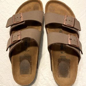 Birkenstock’s Arizona Birkibuc